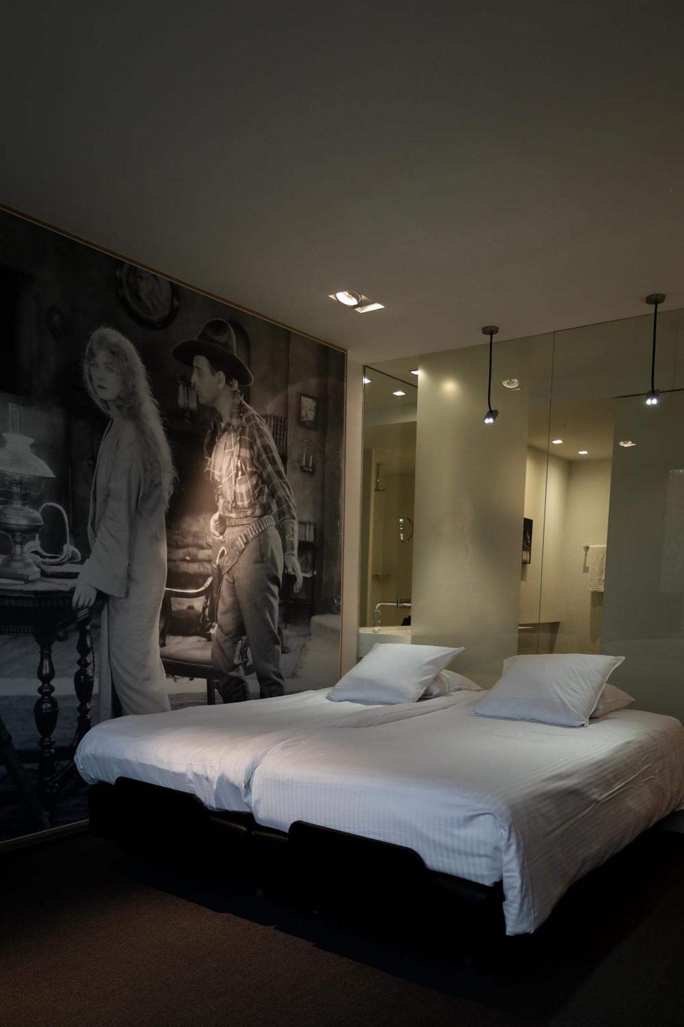 D-Hotel Кортрейк Екстериор снимка